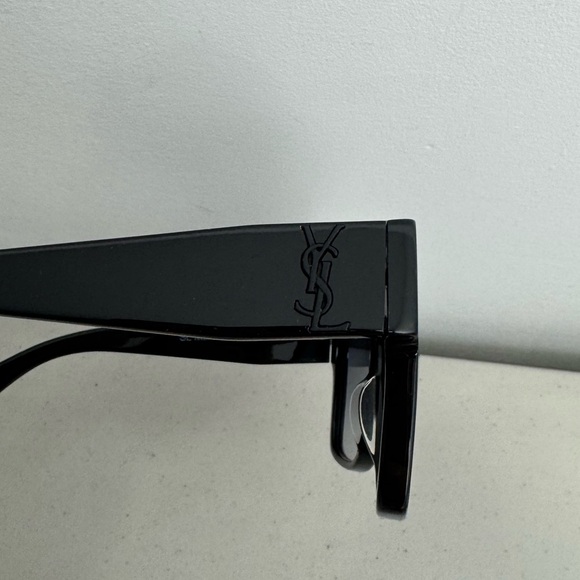 Saint Laurent Square SL M9 Black Sunglasses - Picture 3 of 13
